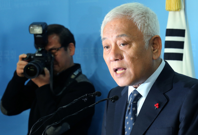 The Minju Party's former co-chairman Rep. Kim Han-gil. Yonhap