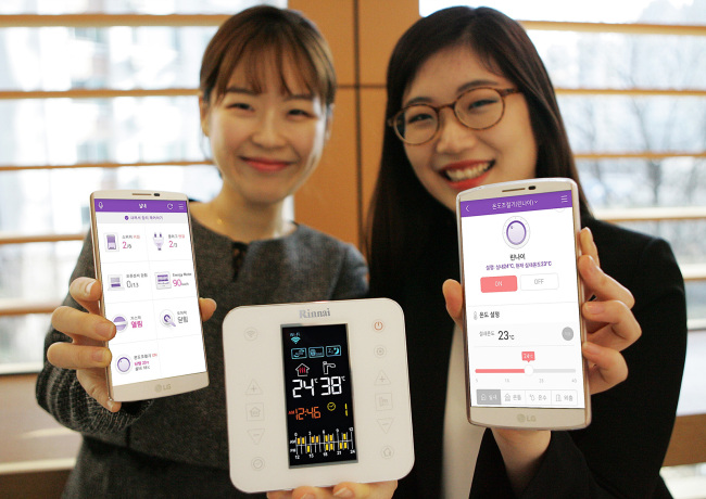 TECHNOLOGY CONVERGENCE FOR SMART HEATING -- Mobile carrier LG Uplus and Rinnai Korea, a local gas-fired tankless water heater maker, have jointly developed a smart boiler controller which allows users to monitor and remotely control home heating systems.(LG Uplus)