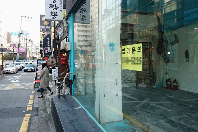 압구정로데오, 손님없는데 임대료만 高高