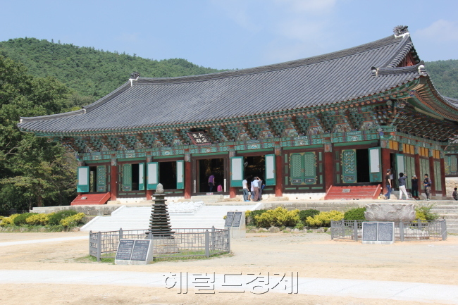 금산사. 사진은 대적광전으로 문화재청 조사결과 이 사찰의 미륵전 낙뢰피해가 심각한 것으로 드러나 긴급 보수에 들어갔다. [사진=헤럴드DB]