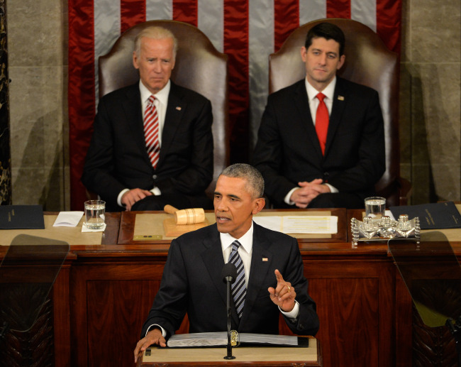 U.S. President Barack Obama delivers his State of the Union address to a joint session of Congress on Capitol Hill in Washington on Tuesday. (Yonhap-Xinhua)