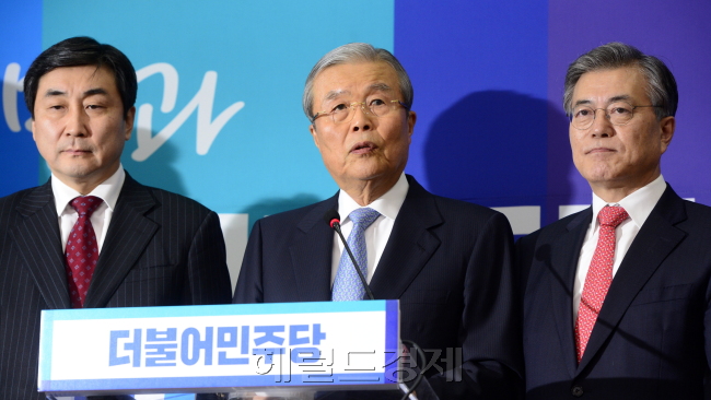 김종인 더불어민주당 선대위원장이 15일 오전 서울 여의도 국회에서 기자간담회를 가지고 있다. 박해묵 기자/mook@heraldcorp.com