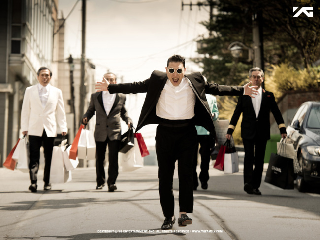 Promotional image for Psy‘s “Gentleman“ (YG Entertainment)