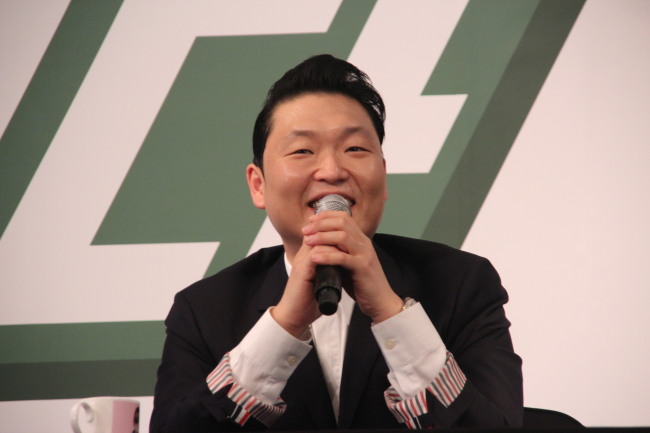 Psy at the press conference for the release of the “Chiljip Psy-da” album at the Conrad Hotel in Seoul on Nov. 30, 2015. (Lim Jeong-yo/The Korea Herald)