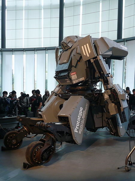 Kuratas, the world’s first boarding armed robot, built by Japan’s Suidobashi Heavy Industry (DATQ)