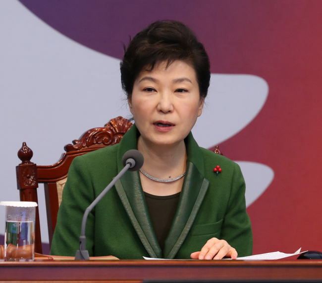 President Park Geun-hye presides over the Cabinet meeting at Cheong Wa Dae, Tuesday. (Yonhap)