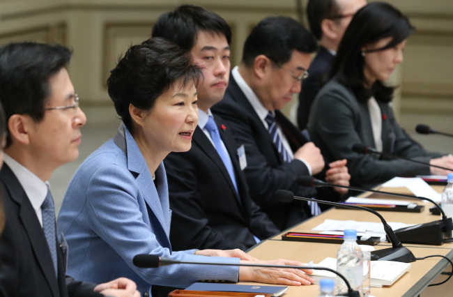 President Park Geun-hye talks during a policy briefing at Cheong Wa Dae on Friday. Yonhap