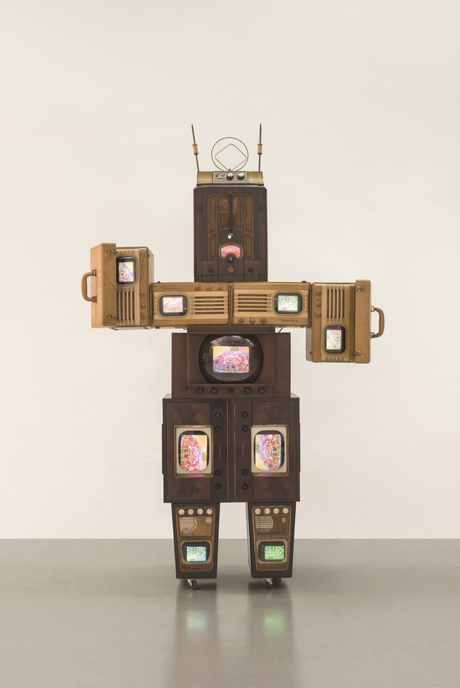 "Family of Robot: Grandfather" by Nam June Paik (Gallery Hyundai)