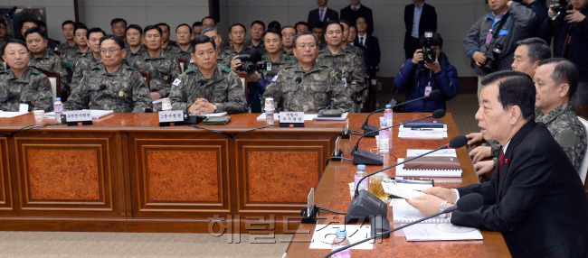 한민구 장관이 지난 연말 전군지휘관회의를 주재하고 있다. [사진제공=헤럴드경제DB]