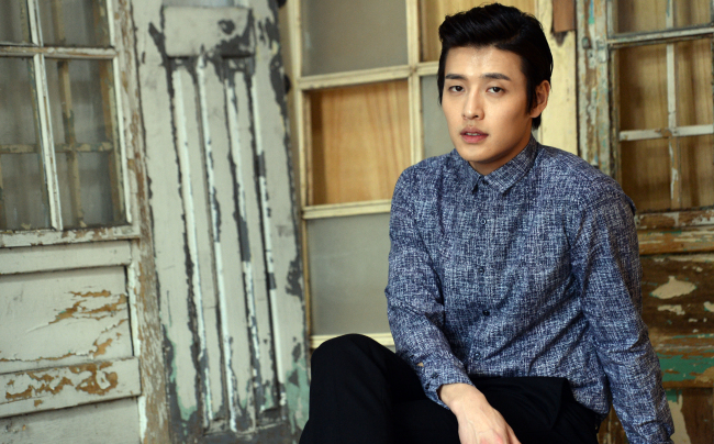 [인터뷰] '동주'를 '좋아해줘'…두 영화 동시 개봉하는 강하늘 - 헤럴드경제