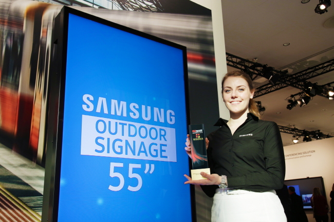 SAMSUNG SINEAGE RECOGNIZED FOR EXCELLENCE -- Tech giant Samsung Electronics has won the AV Display Innovation of the Year award for its outdoor display, dubbed the OHD Series SMART Signage, at the Integrated Systems Europe 2016, an annual trade fair for audio and video systems held in Amsterdam last week. (Samsung Electronics)