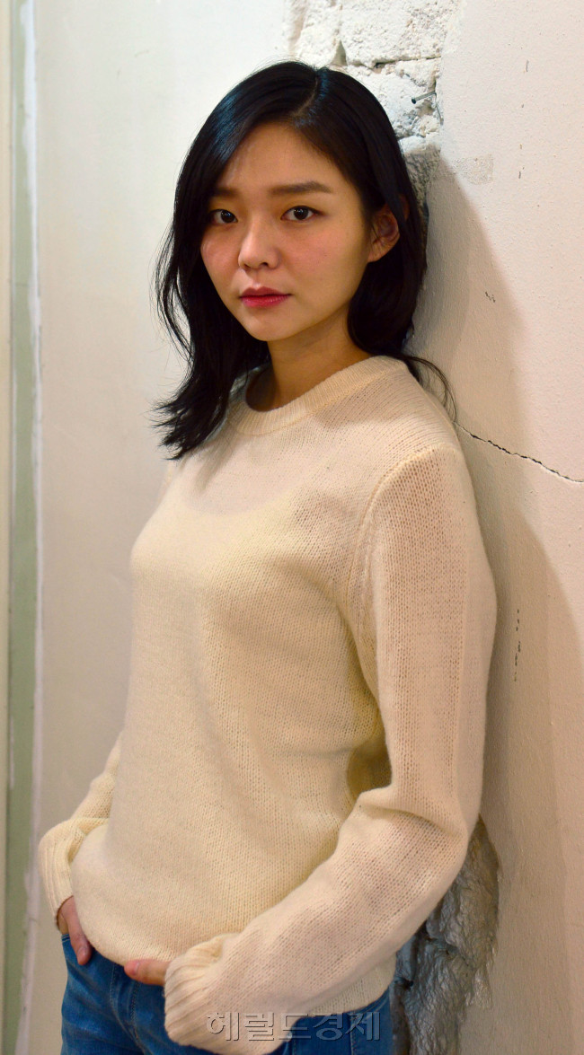 [사진=영화 ‘좋아해줘’ 개봉을 앞둔 배우 이솜. 윤병찬 기자/yoon4698@heraldcorp.com]