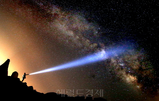 nature 부문 <미지의 세계로의 탐험> 서울신문 박지환 기자