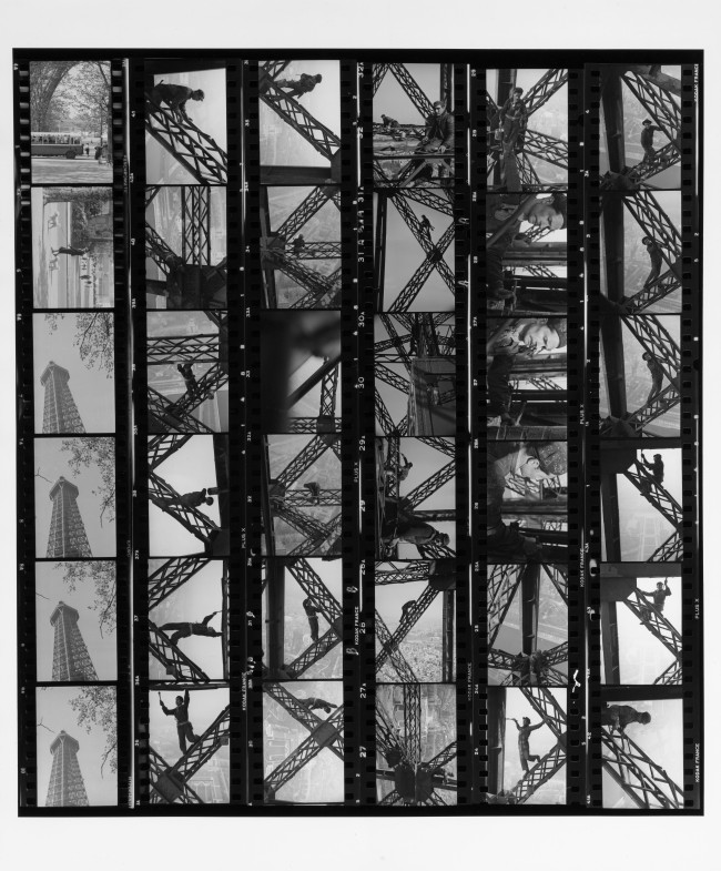 Contact sheet of “Eiffel Tower Painter” by Marc Riboud (©Marc Riboud / Magnum Photos)