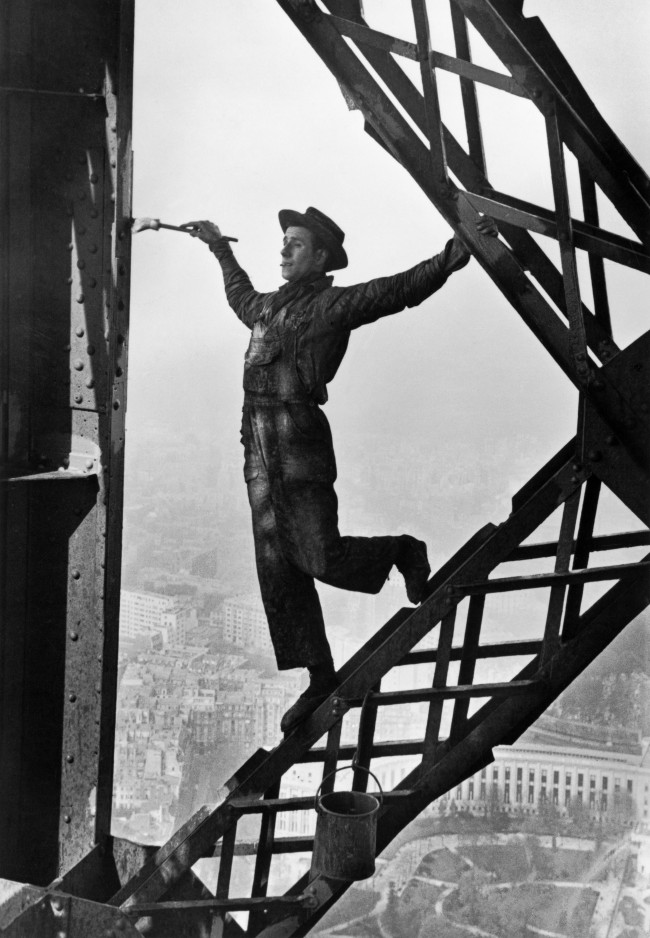 “Eiffel Tower Painter” by Marc Riboud (©Marc Riboud / Magnum Photos)