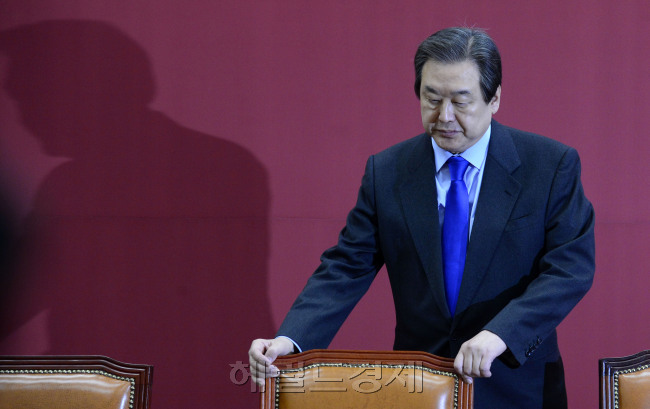 김무성 새누리당 대표가 25일 오전 서울 여의도 국회에서 열린 최고위원회의에 참석하고 있다. 박해묵 기자/mook@heraldcorp.com