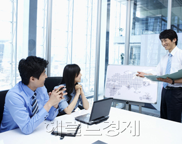 근무 중인 직장인. [사진=헤럴드경제DB]