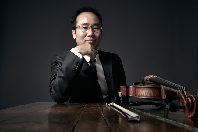 Violinist Won Hyung-joon (Park Jong-bum)