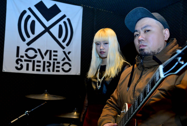 Electro-rock band Love X Stereo at the band’s studio in Eunpyeong-gu, Seoul (Yoon Byung-chan/The Korea Herald)