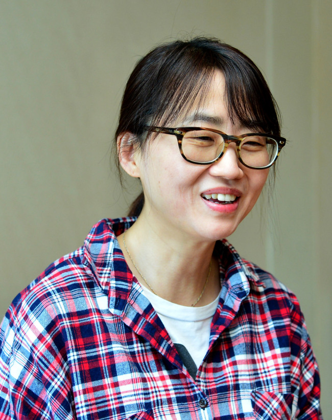 源????묎?  ?명꽣酉?<br />?ㅻ퀝李ш린??yoon4698@heraldcorp.com
源????묎?  ?명꽣酉?
?ㅻ퀝李ш린??yoon4698@heraldcorp.com