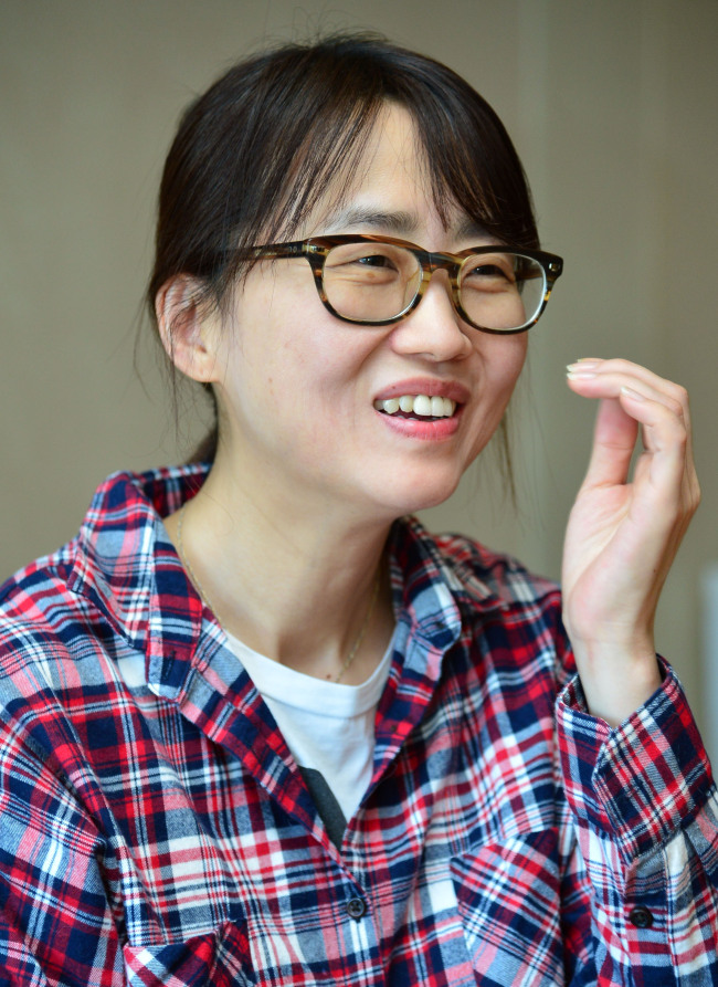 源????묎?  ?명꽣酉?<br />?ㅻ퀝李ш린??yoon4698@heraldcorp.com
源????묎?  ?명꽣酉?
?ㅻ퀝李ш린??yoon4698@heraldcorp.com