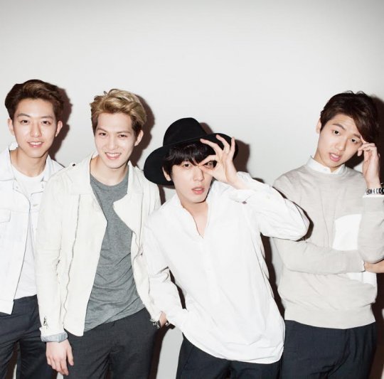 CNBLUE (FNC Entertainment)