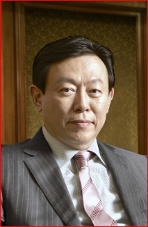 롯데면세점이 31일 일본 도쿄에 한국형 시내면세점을 열고 본격적인 일본 사업 확장에 나섰다. 사진은 일본 롯데면세점 긴자점 외관 전경