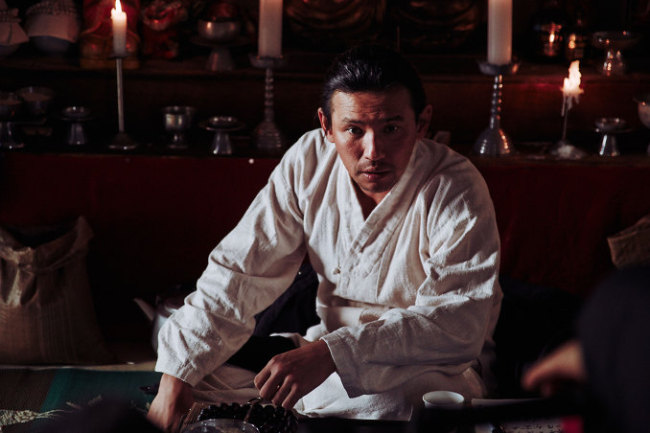 Actor Hwang Jung-min stars in the film “Gokseong,” directed by Na Hong-jin. (20th Century Fox International Productions)