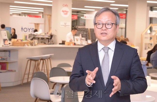 이근 서울디자인대표 사진: 정희조 기자/checho@heraldcorp.com