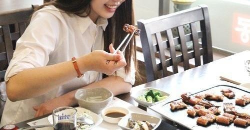 서울의 경우 둥근 벨트 모양으로 연결된 지하철 2호선 라인을 ‘싱글 벨트’라고 부른다. 새내기 직장인과 대학생 등 싱글족들이 많이 거주하고 있어서다.