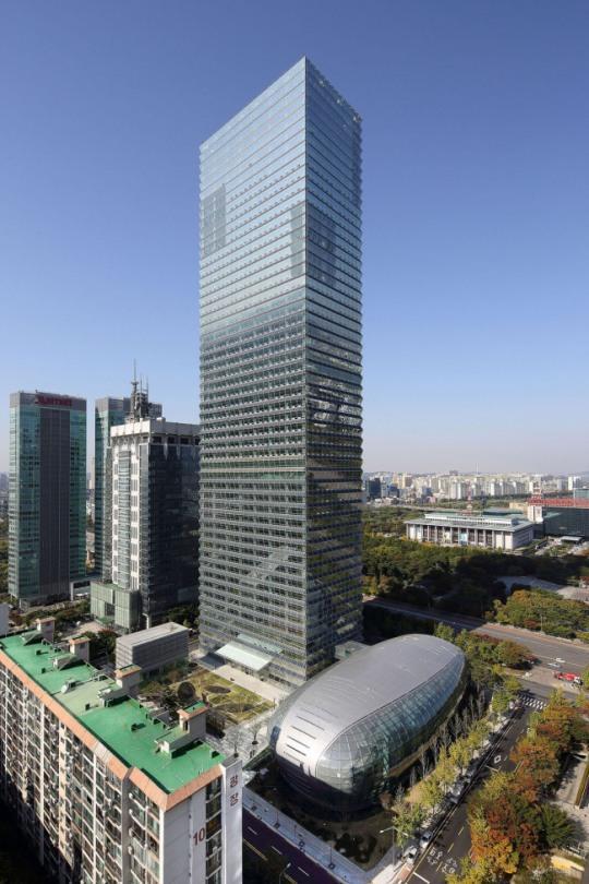 서울 여의도에 위치한 전경련 회관의 모습. [출처=헤럴드경제DB]
서울 여의도에 위치한 전경련 회관의 모습. [출처=헤럴드경제DB]