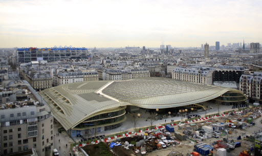 The new Les Halles shopping mall is pictured on April 5 in Paris. (AP-Yonhap)