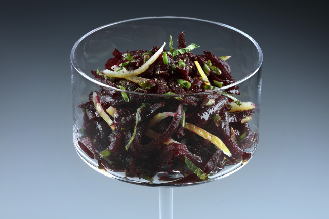 This beet salad is easy to make and pleases a crowd. (Chicago Tribune/TNS)