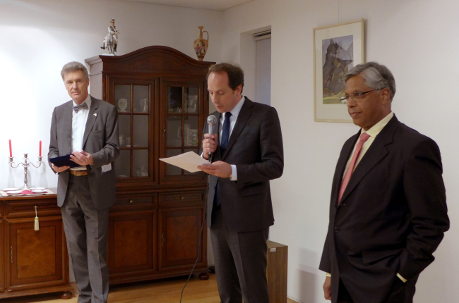 From left) European Union Ambassador Gerhard Sabathil, French Ambassador Fabien Penone and Kilaparti Ramakrishna, director of the U.N. economic and social commission for Asia and the Pacific. (Joel Lee / The Korea Herald)