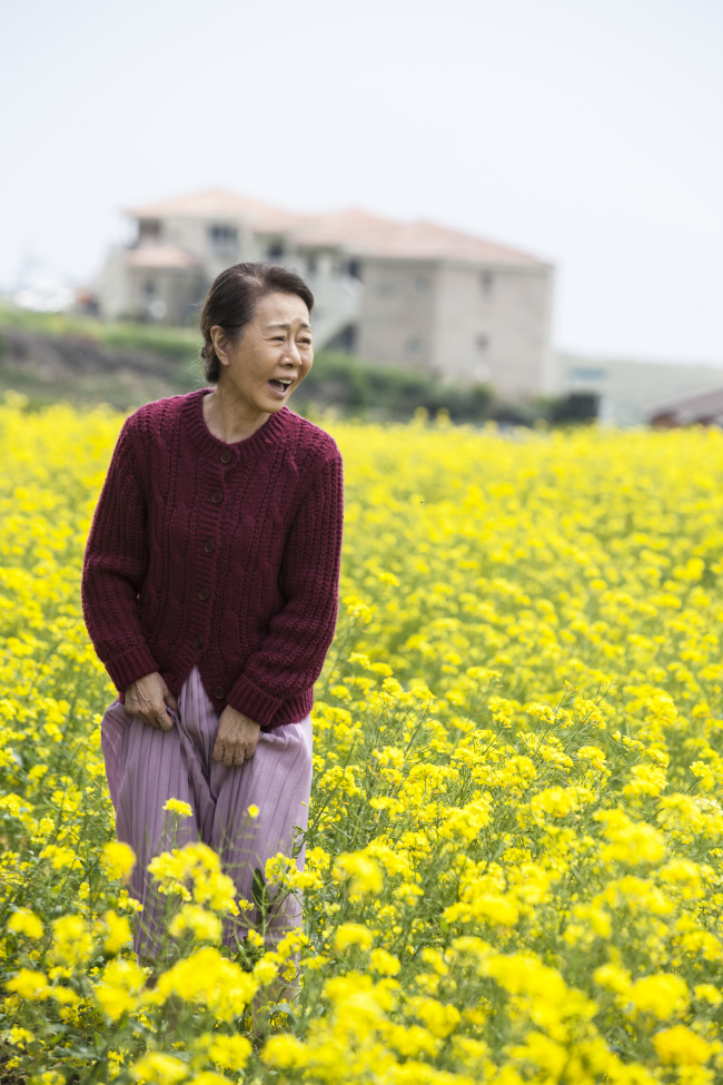 Actress Youn Yuh-jung plays the grandmother Gye-choon in “Canola.” (Contents Nandakinda)