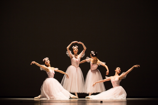 A scene from the Seoul Ballet Theatre’s production of “All That Ballet,” which will be staged at the Seoul Arts Center’s Shinsegae Square Outdoor Stage on May 14. (Seoul Ballet Theatre)
