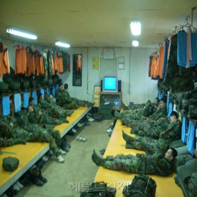 육군 부대 내무반 모습 [사진=헤럴드경제DB]