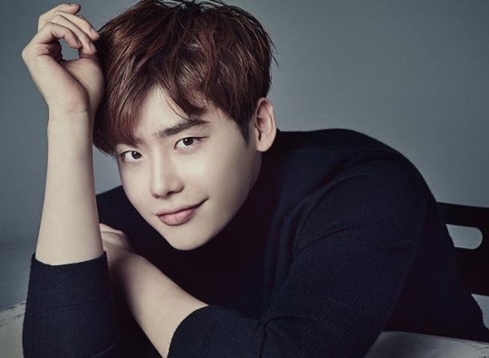 Actor Lee Jong-suk (YG Entertainment)