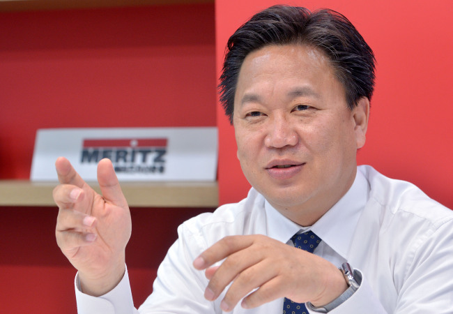 존리_메리츠자산운용대표<br />이상섭 기자 babtong@heraldcorp.com
존리_메리츠자산운용대표
이상섭 기자 babtong@heraldcorp.com