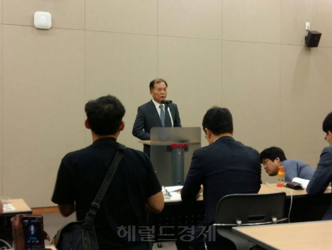 박종만 엑스코 사장은 19일 국제그린에너지엑스포 매출 조작 등 회계 부정 의혹과 관련해 사의의 뜻을 밝혔다.[사진=김병진기자]
