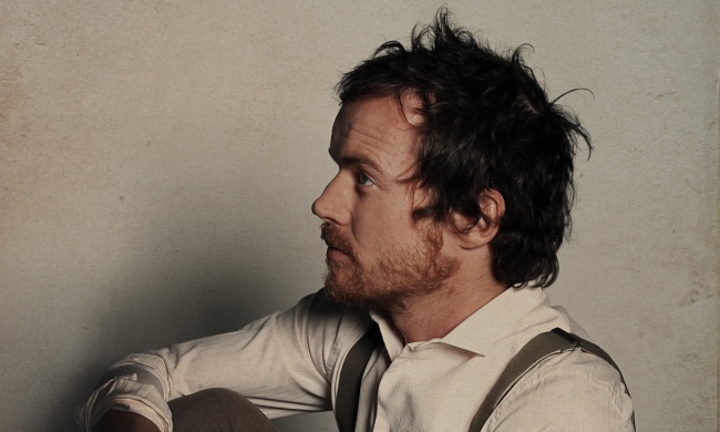Irish singer-songwriter Damien Rice poses for this promotional shot for his 2014 album “My Favourite Faded Fantasy.” (Seoul Jazz Festival)