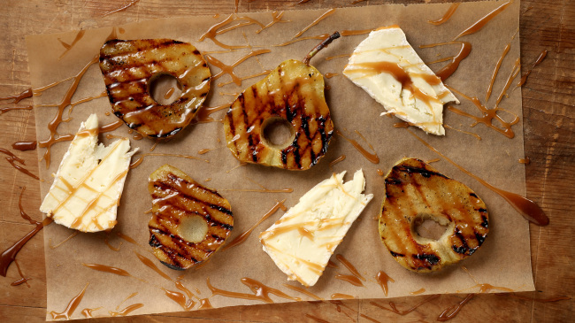 A drizzle of extra caramel sauce bridges the sweet pears and rich cheese. (Michael Tercha/Chicago Tribune/TNS)