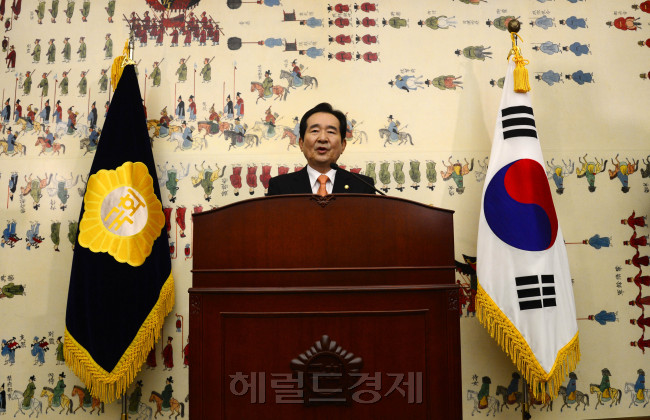 정세균 국회의장이 16일 오전 서울 여의도 국회에서 기자회견을 가지고 있다. 박해묵 기자/mook@heraldcorp.com
