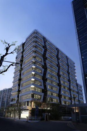 대보건설이 지난 5월 완공한 지식산업센터 문래동 하우스디비즈 전경. [사진제공=대보건설]