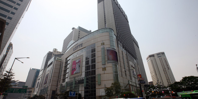지난 6년간 롯데그룹은 삼성 화학계열사를 포함한 총 21개 기업을 인수·합병하면서 국내 M&A시장의 큰손으로 부상하고 있다.