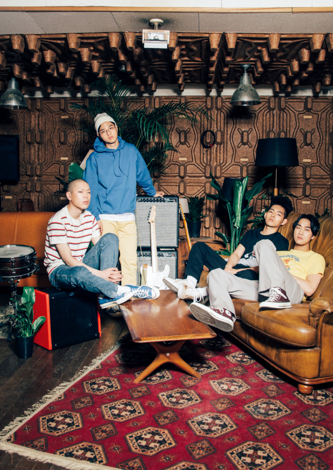 Korean indie rock band Hyukoh (Duruduru AMC)