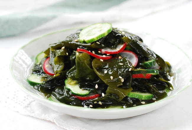 Miyeok muchim (Seaweed salad)(Korean Bapsang)