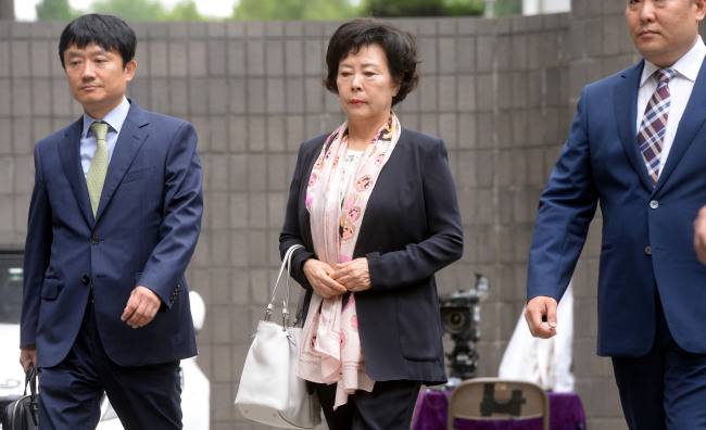 검찰은 7일 구속수감된 신영자 롯데장학재단 이사장을 상대로 롯데그룹 전반에 걸친 비자금 조성 의혹 등을 캐물을 계획이다. [사진=헤럴드경제DB]