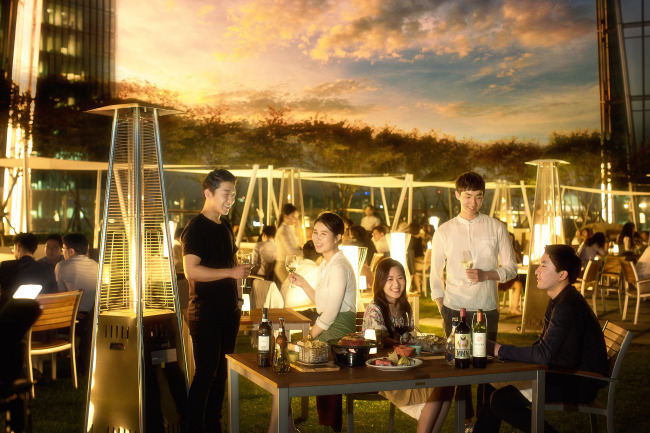 Promotional image for the Conrad Seoul Hotel’s VVertigo rooftop bar (Conrad Seoul Hotel)