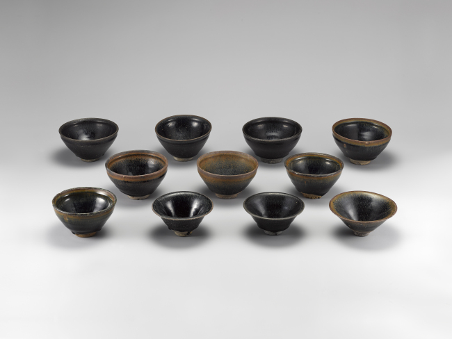 Black glazed bowls from the Yuan Dynasty (1271-1368) (The National Museum of Korea)
